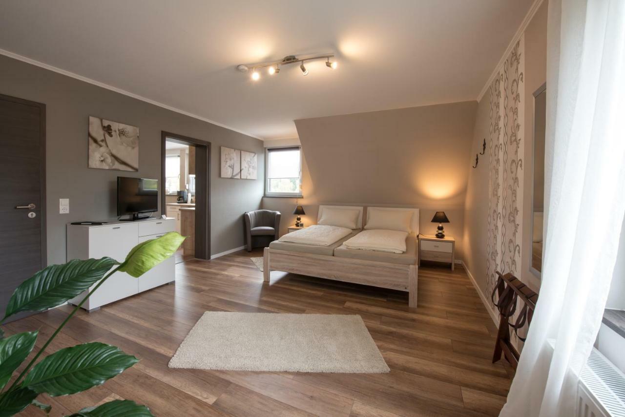 Gaestehaus Eifelzauber ケルベルク エクステリア 写真