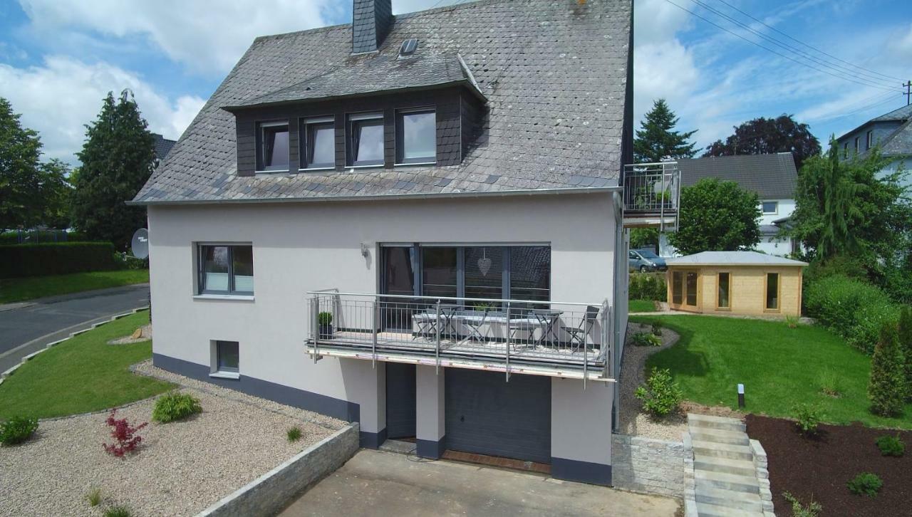 Gaestehaus Eifelzauber ケルベルク エクステリア 写真